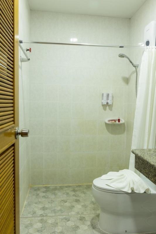 The New Villa Bãi biển Chaweng Ngoại thất bức ảnh
